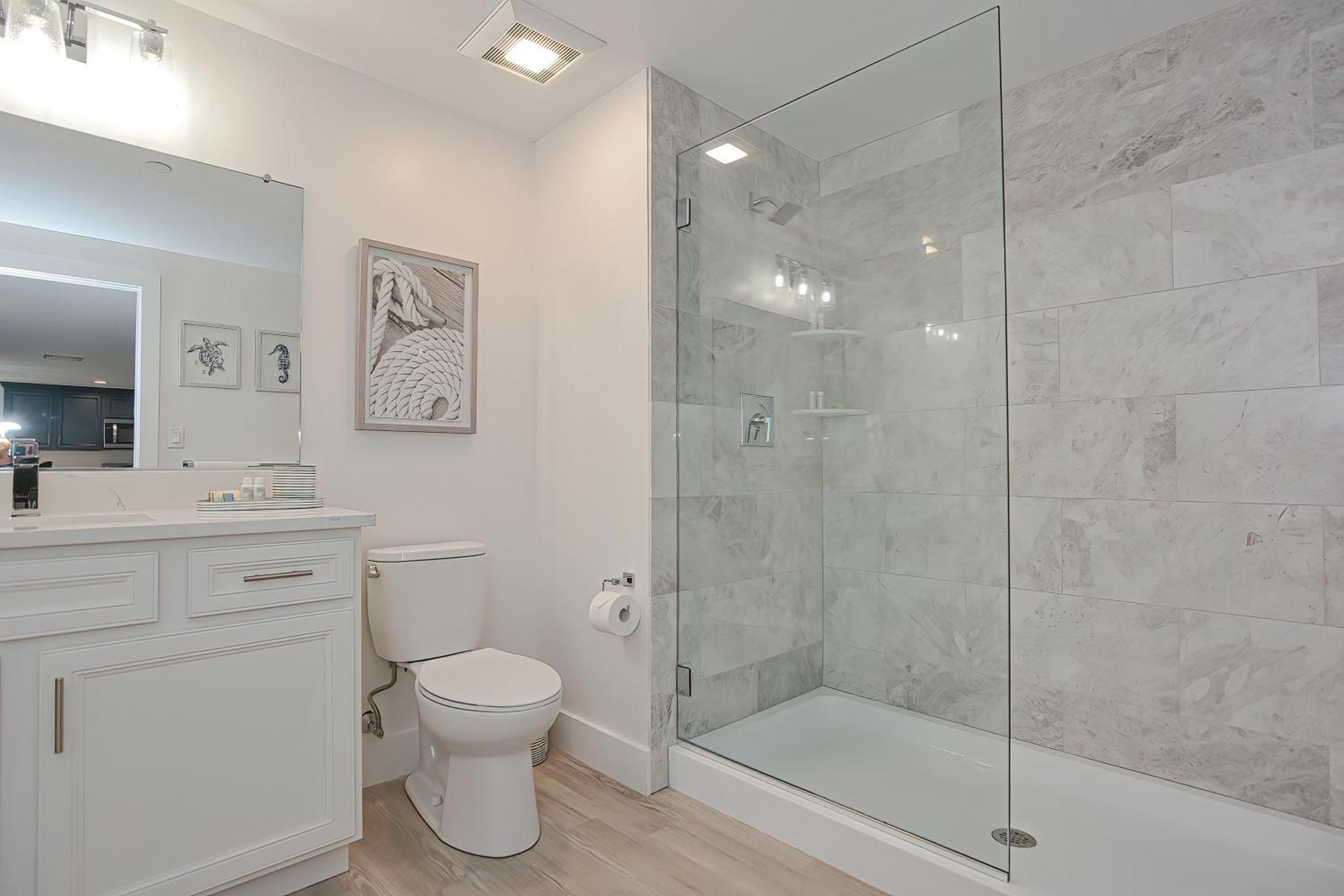 Thomas Sea Suites At Harbourtown Plymouth Room photo
